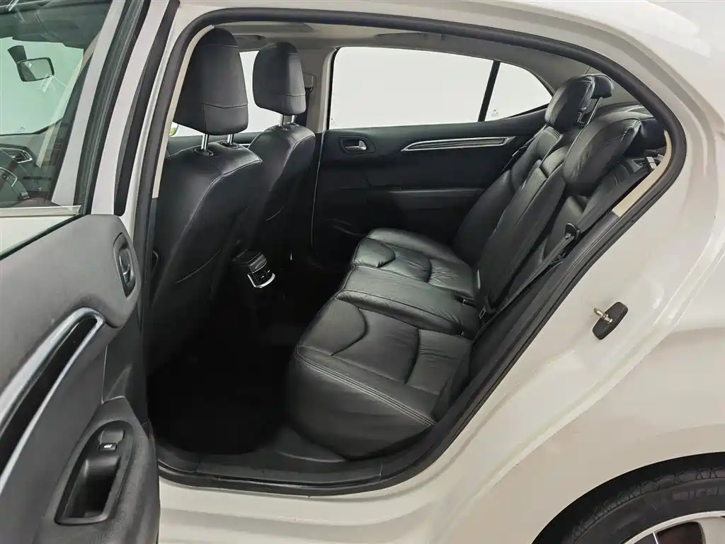 Citroen C4L 2013 — фото 15