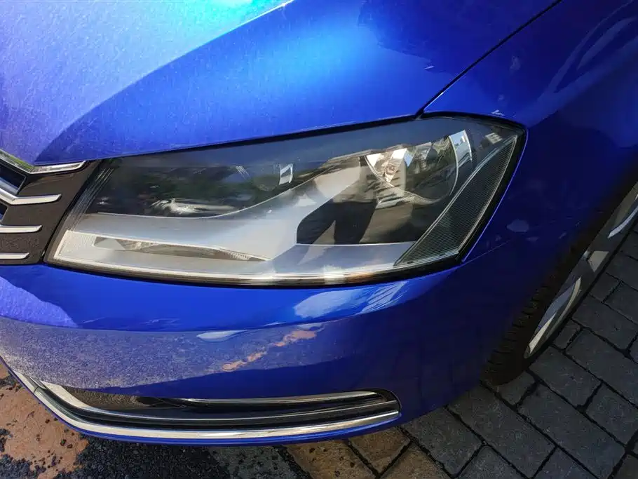 Volkswagen Magotan 2012