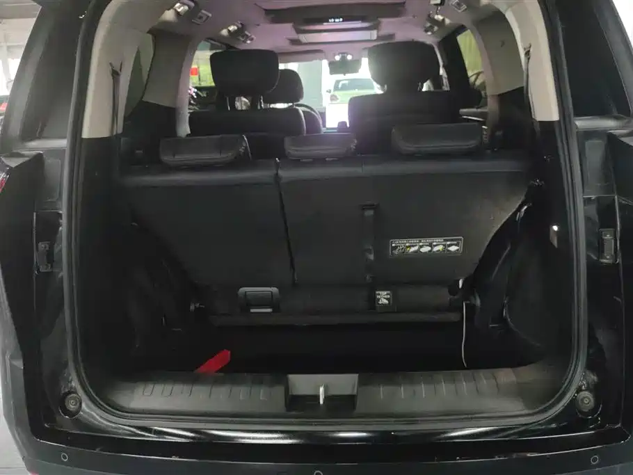 GAC Motor E8 PHEV 2025