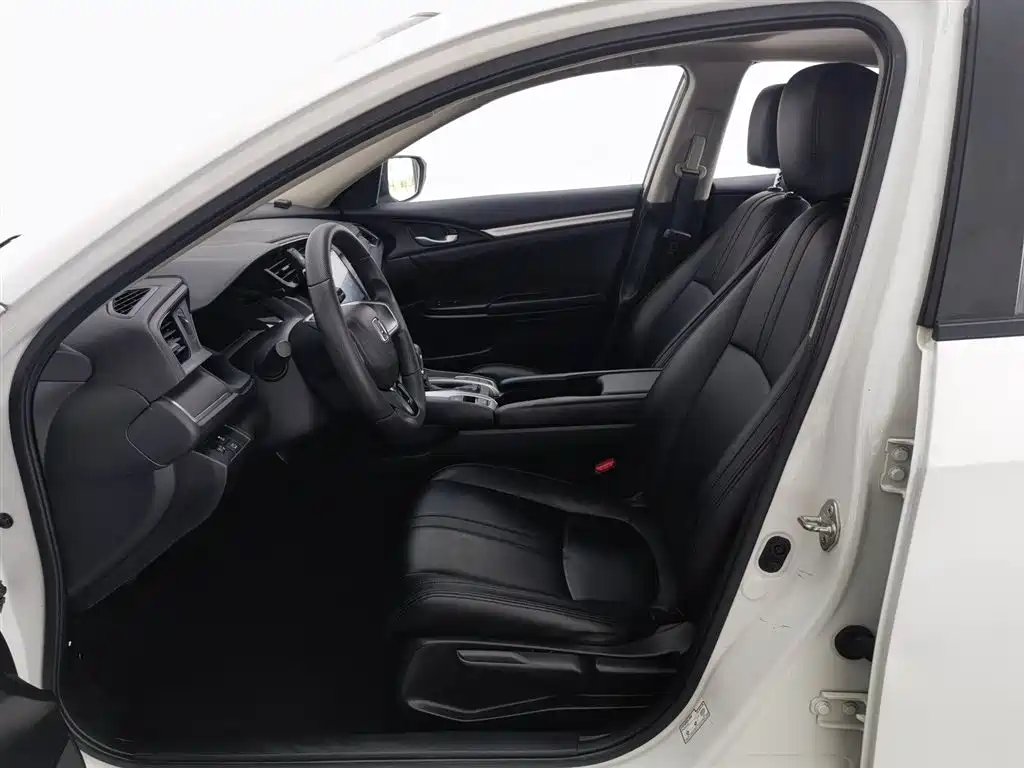 Honda Civic 2017 — фото 10