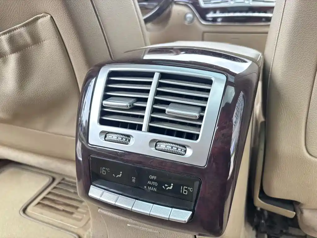 Mercedes-Benz S-Class 2010 — фото 20