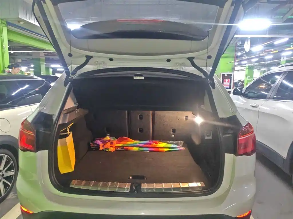 BMW X1 2018 — фото 15