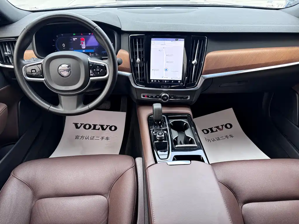 Volvo S90 PHEV 2023 — фото 6