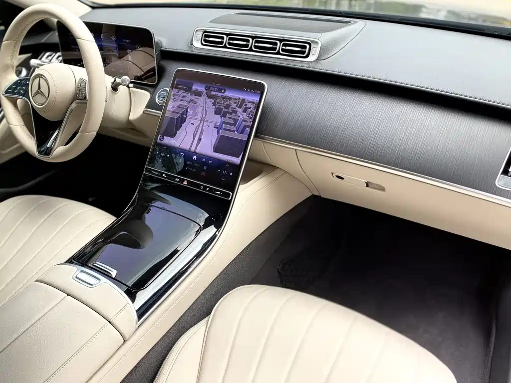 Mercedes-Benz S-Class 2024 — фото 12