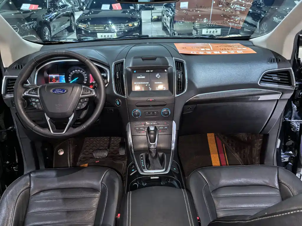 Ford Edge 2018 — фото 14