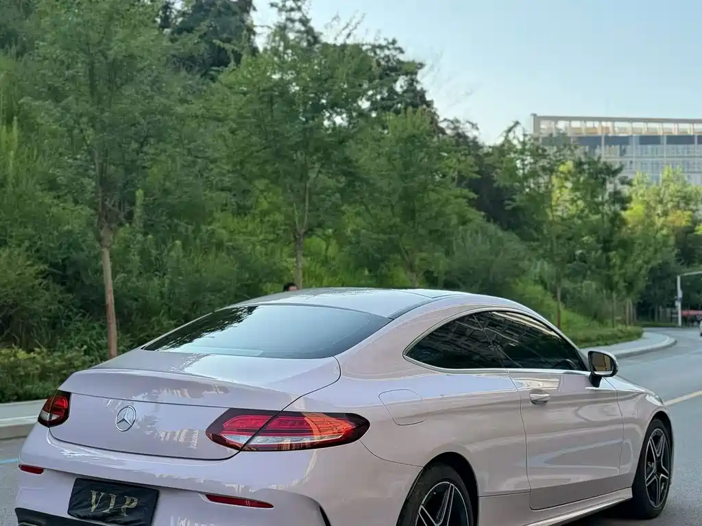 Mercedes-Benz C-Class 2021