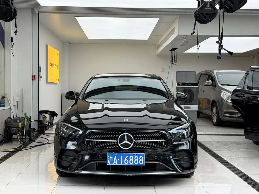 Mercedes-Benz E-Class 2021