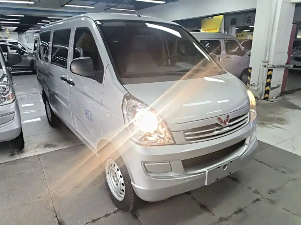 Wuling Rongguang S 2022