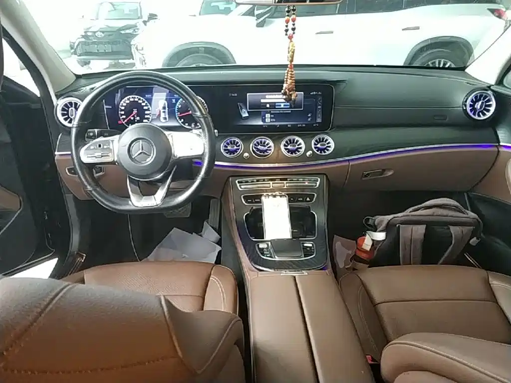 Mercedes-Benz E-Class 2018 — фото 10