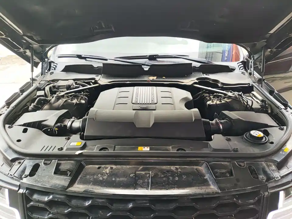 Land Rover Range Rover Sport 2018 — фото 10