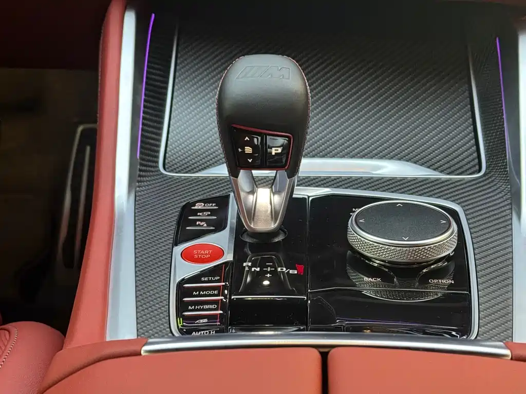 BMW XM — фото 5
