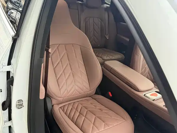 NIO EC6 2025