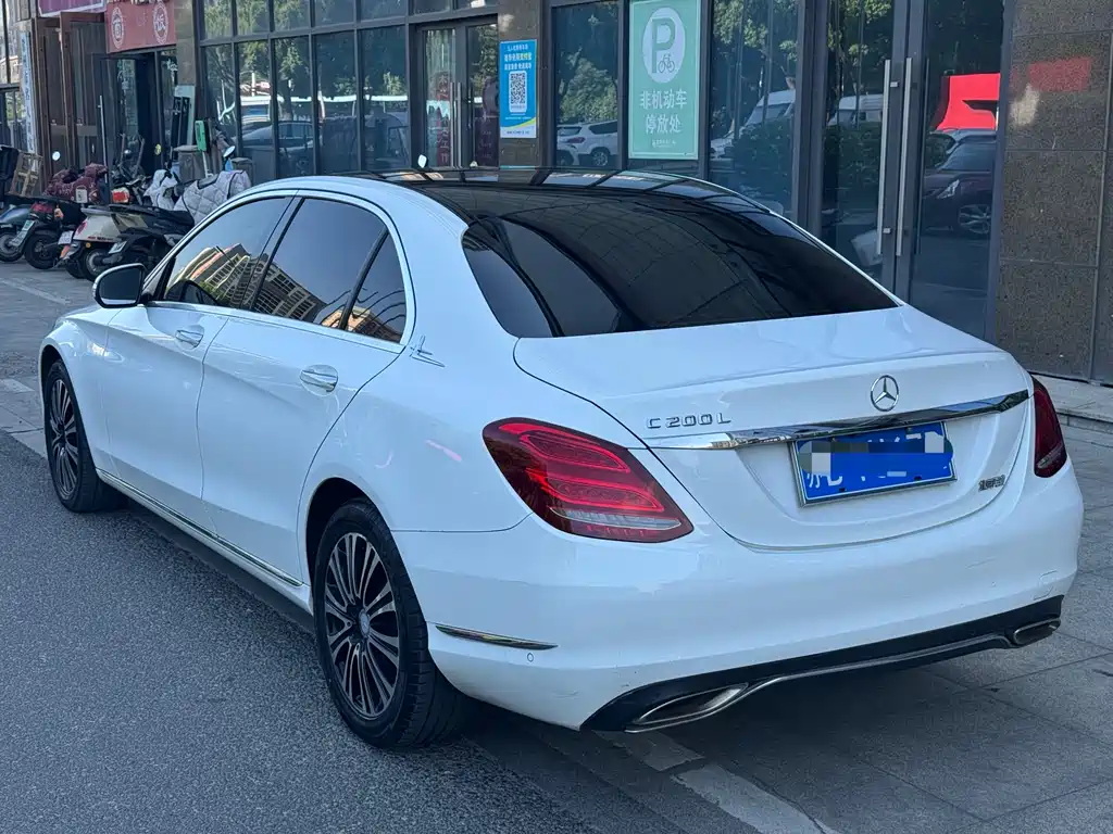 Mercedes-Benz C-Class 2015 — фото 4