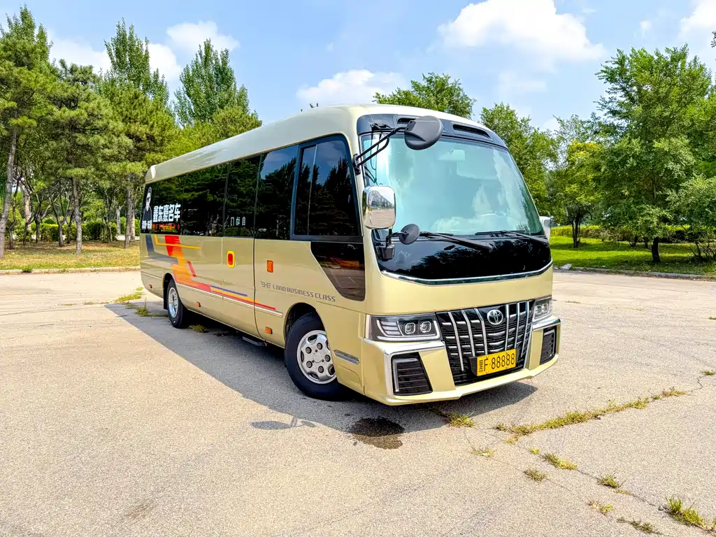Toyota Coaster 2018 — фото 4