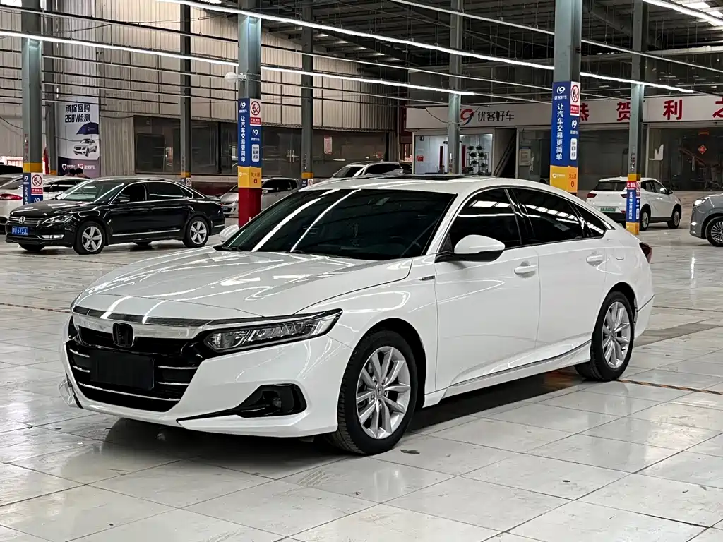 Honda Accord 2023 — фото 1