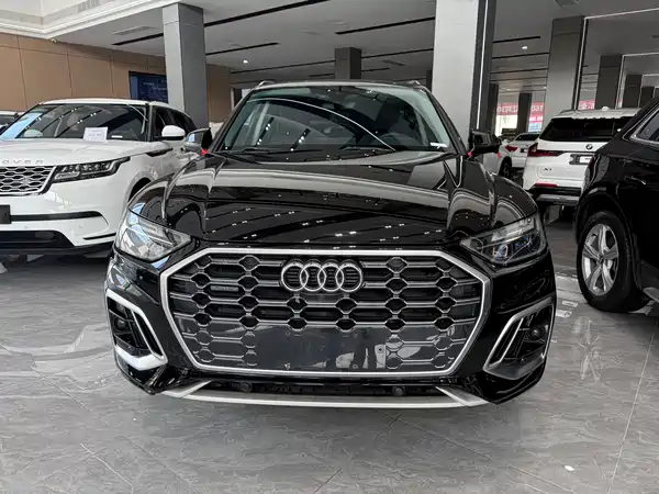Audi Q5L 2022