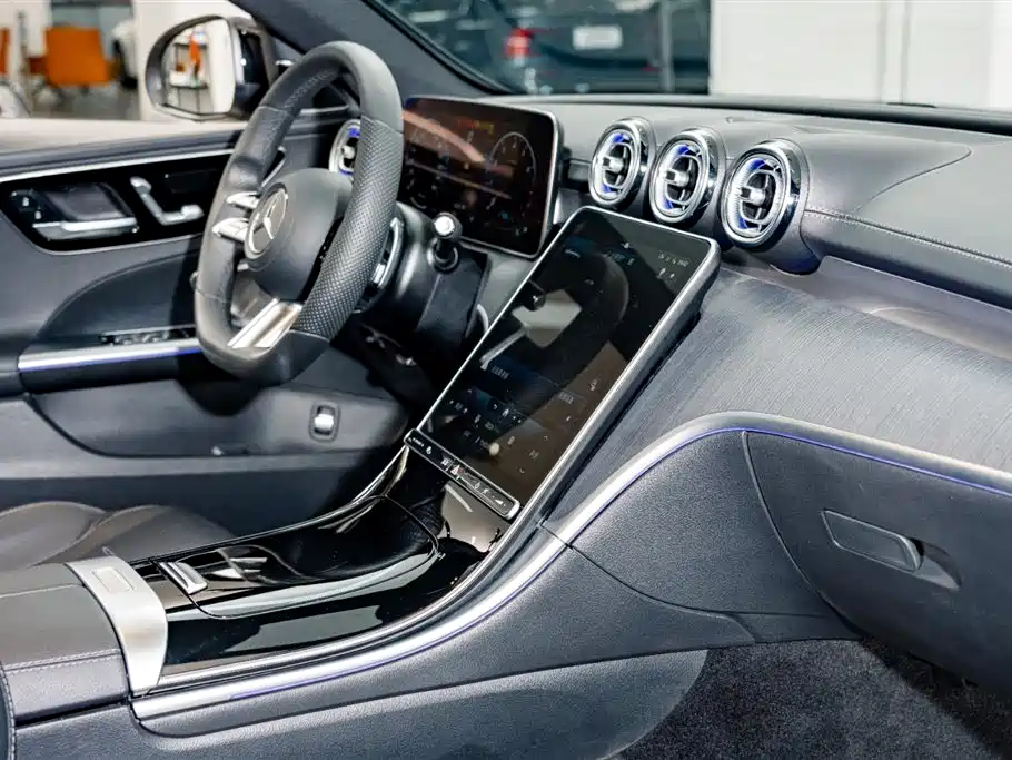 Mercedes-Benz C-Class 2022 — фото 16