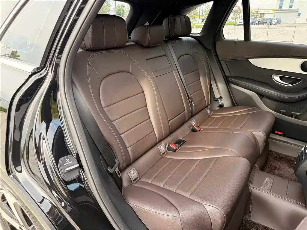 Mercedes-Benz GLC 2022 — фото 15