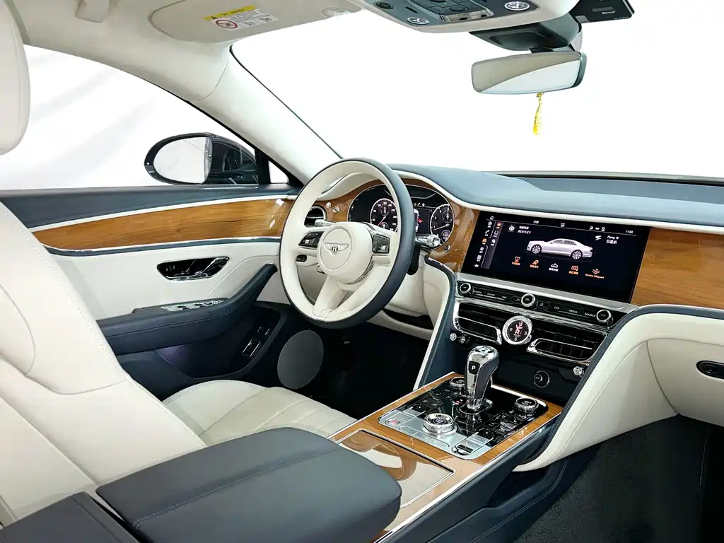 Bentley Flying Spur 2021 — фото 20