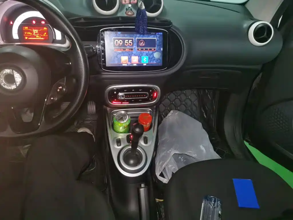 smart fortwo 2017 — фото 10