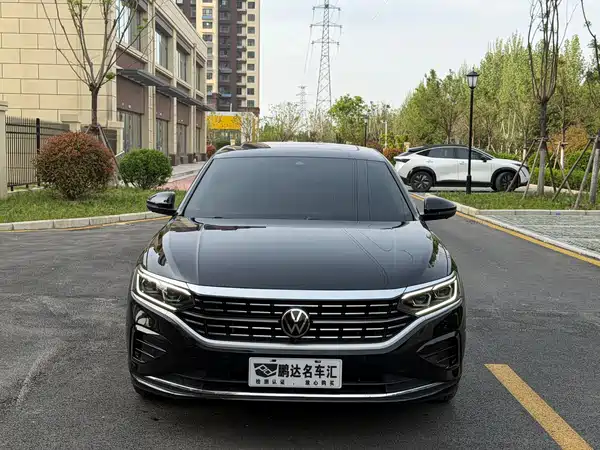 Volkswagen Passat 2023