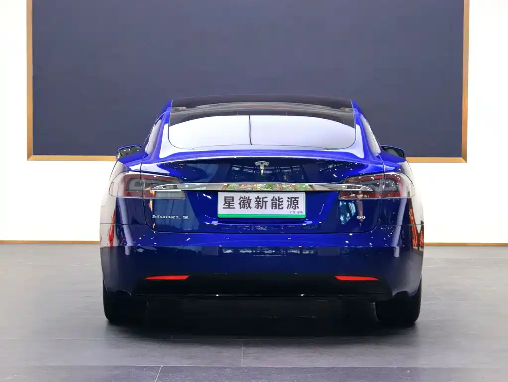 Tesla Model S 2018 — фото 19