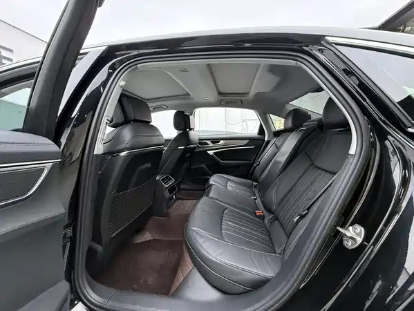 Audi A6L 2023