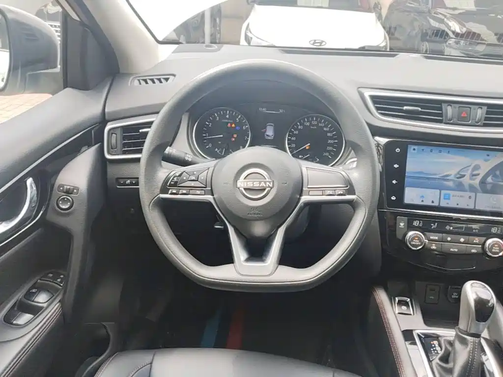Nissan Qashqai 2023 — фото 11
