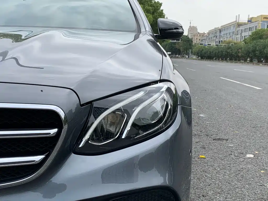 Mercedes-Benz E-Class 2020 — фото 12