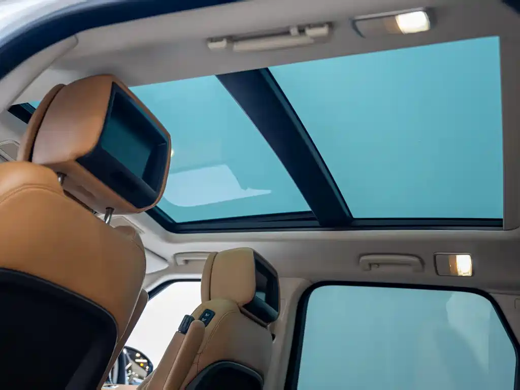 Land Rover Sport 2020 — фото 23