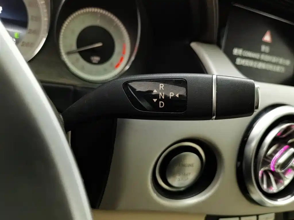 Mercedes-Benz GLK-Class 2015 — фото 13