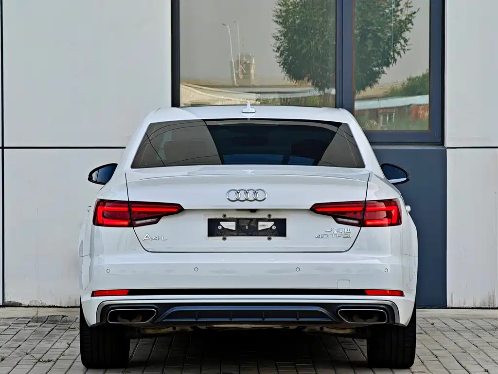 Audi A4L 2020 — фото 5