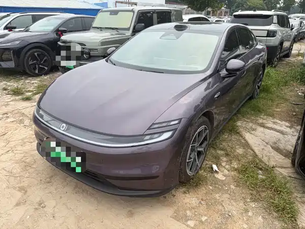 Changan Qiyuan A06 2025