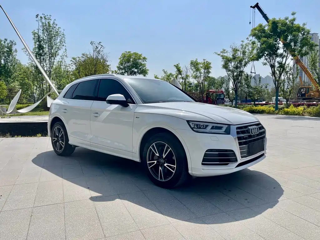 Audi Q5L 2019 — фото 3
