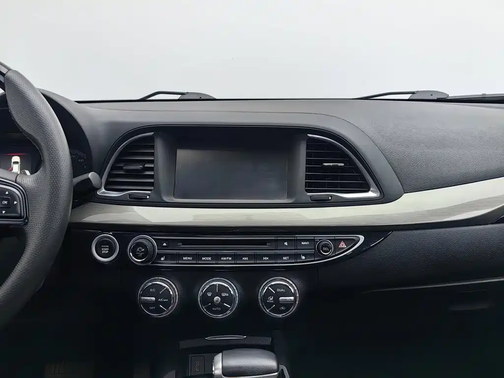 GAC Trumpchi GA6 2019 — фото 12