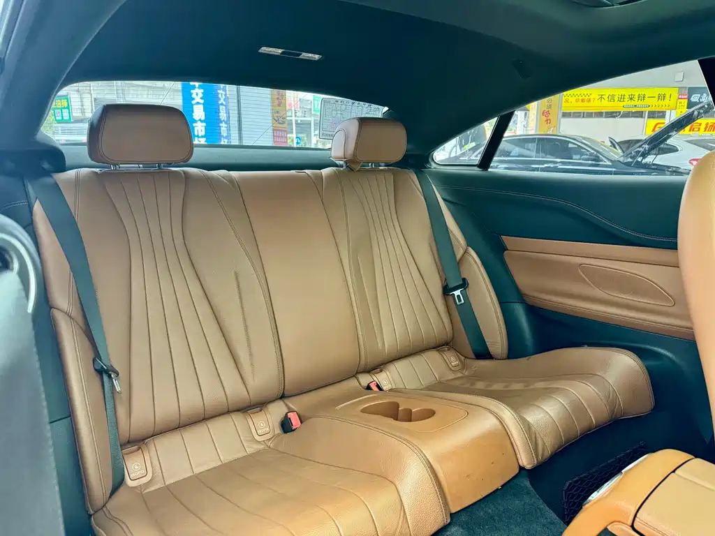 Mercedes-Benz E-Class 2020 — фото 13