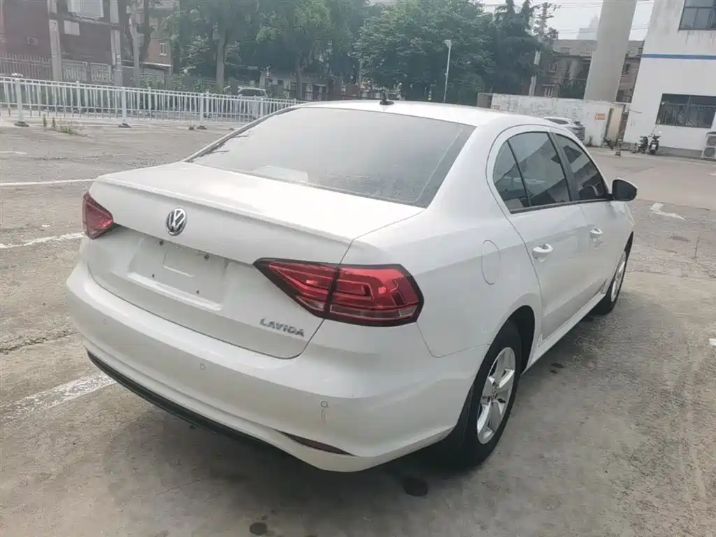 Volkswagen Lavida 2022