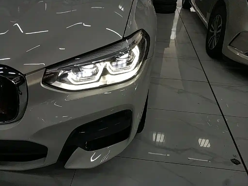 BMW X4 2021 — фото 24