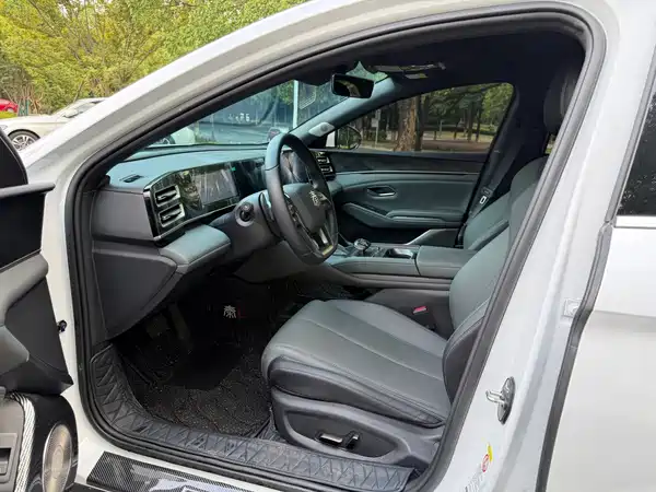 BYD Qin L 2025