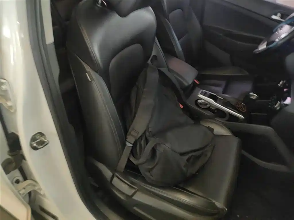 Hyundai Tucson 2018 — фото 25