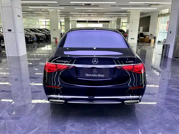 Mercedes-Benz Maybach S-Class 2025