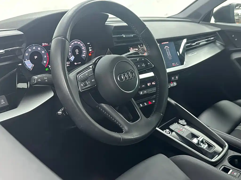 Audi A3 2022 — фото 14