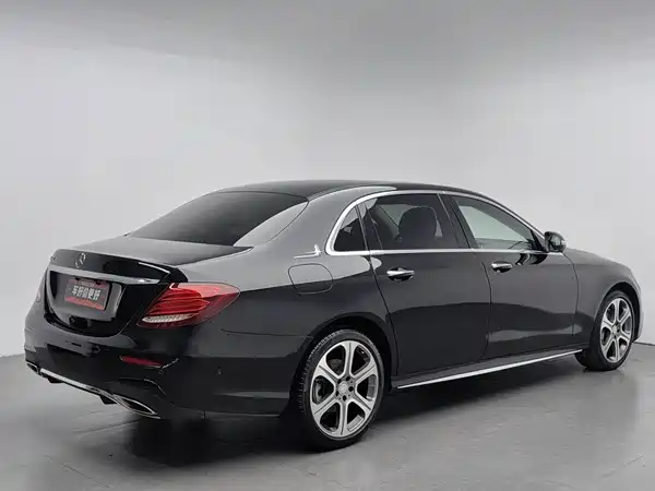 Mercedes-Benz E-Class 2017