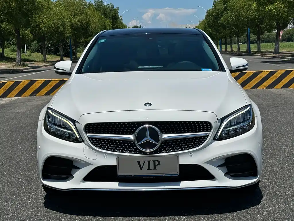 Mercedes-Benz C-Class 2021