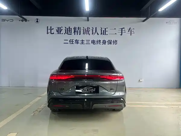 BYD Han L 2025
