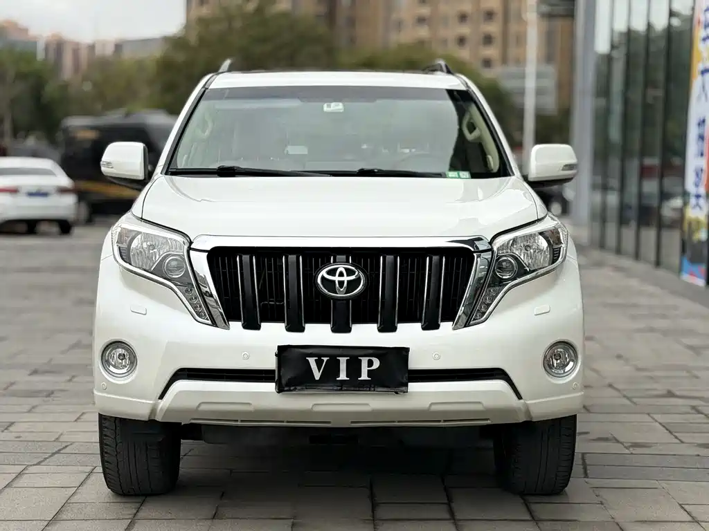 Toyota Prado 2016 — фото 2