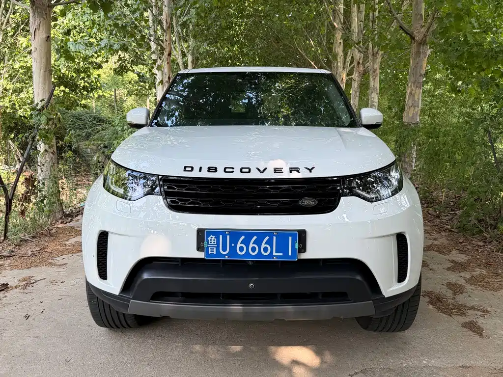Land Rover Discovery 2019 — фото 1