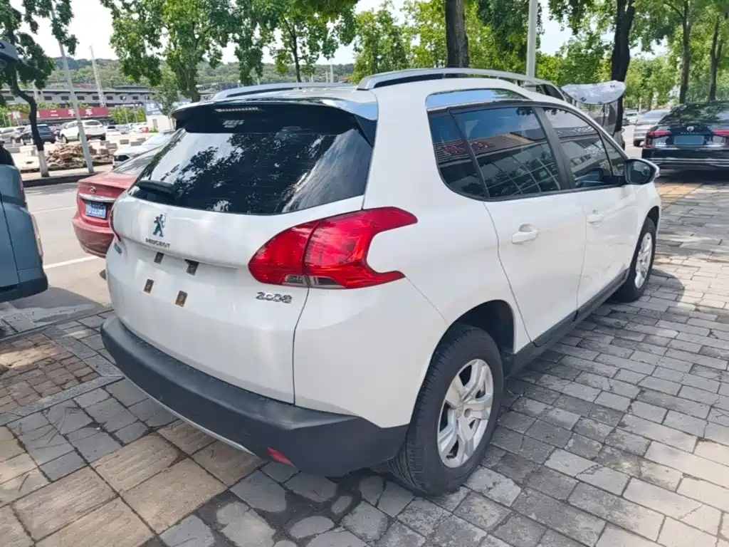 Peugeot 2008 2016