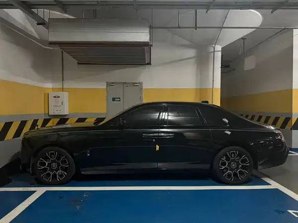 Rolls-Royce Ghost 2023