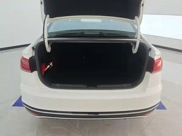 Volkswagen Bora 2023